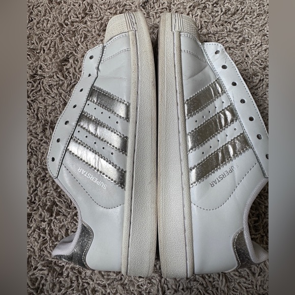 ADIDAS ORIGINALS SUPERSTAR - Picture 9 of 10